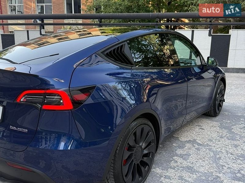 Позашляховик / Кросовер Tesla Model Y 2023 в Одесі