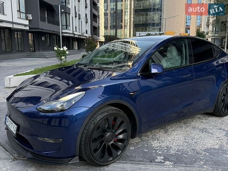 Позашляховик / Кросовер Tesla Model Y 2023 в Одесі