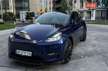 Tesla Model Y  2023
