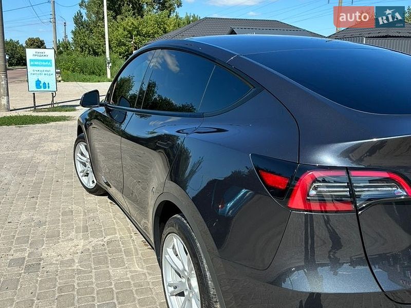 Внедорожник / Кроссовер Tesla Model Y 2024 в Киеве фото 3 Внедорожник / Кроссовер Tesla Model Y 2024 в Киеве