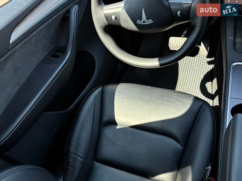 Внедорожник / Кроссовер Tesla Model Y 2024 в Киеве фото 7 Внедорожник / Кроссовер Tesla Model Y 2024 в Киеве