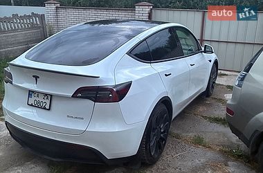 Tesla Model Y  2022