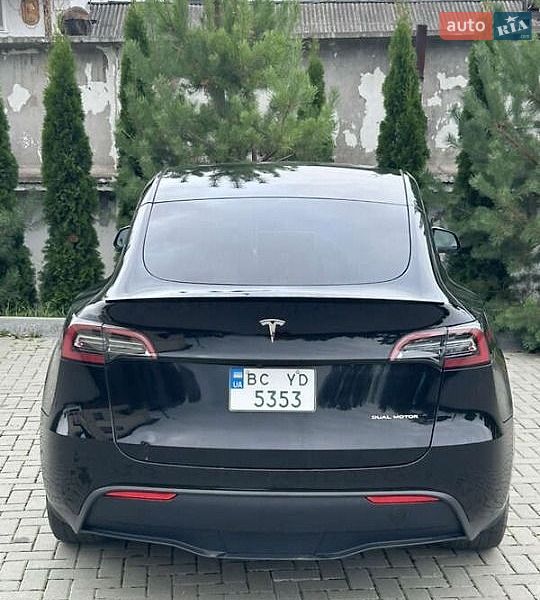 Позашляховик / Кросовер Tesla Model Y 2022 в Львові