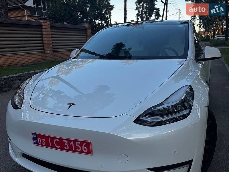 Внедорожник / Кроссовер Tesla Model Y 2022 в Чернигове