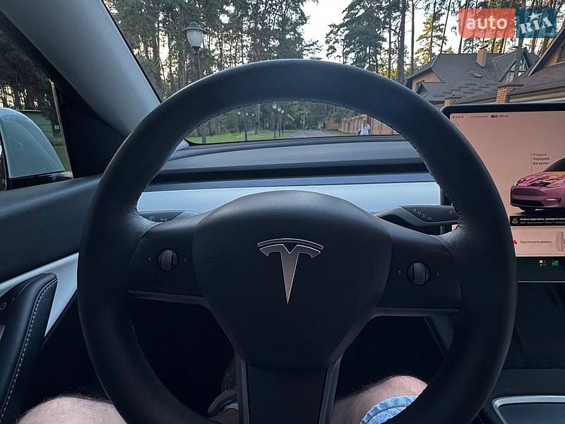 Внедорожник / Кроссовер Tesla Model Y 2022 в Чернигове