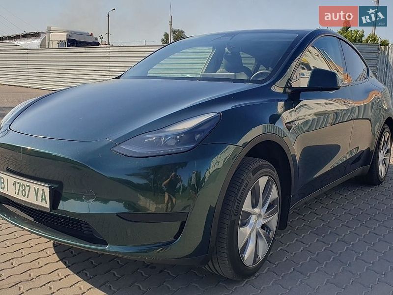Tesla Model Y 2022