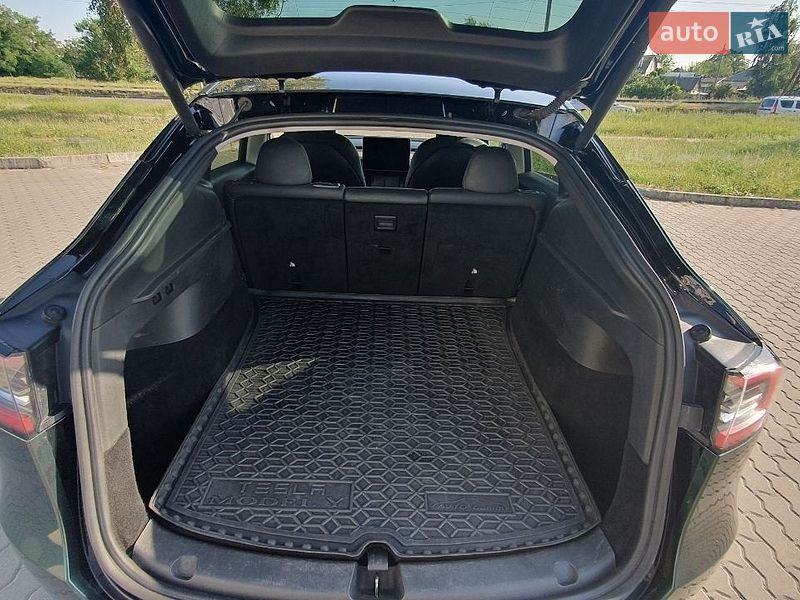 Внедорожник / Кроссовер Tesla Model Y 2022 в Кременчуге фото 13 Внедорожник / Кроссовер Tesla Model Y 2022 в Кременчуге