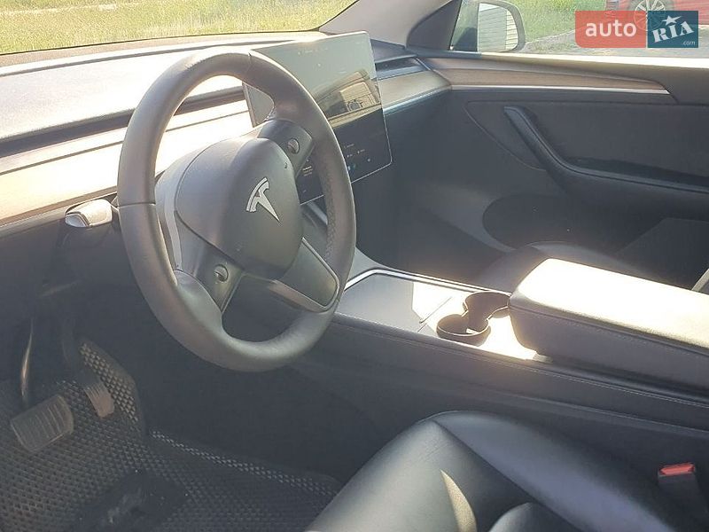 Внедорожник / Кроссовер Tesla Model Y 2022 в Кременчуге фото 7 Внедорожник / Кроссовер Tesla Model Y 2022 в Кременчуге