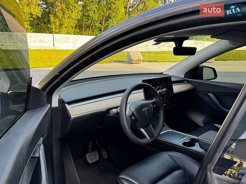 Позашляховик / Кросовер Tesla Model Y 2022 в Києві