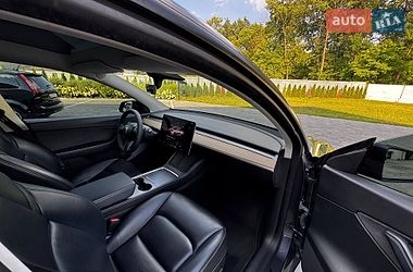 Позашляховик / Кросовер Tesla Model Y 2022 в Києві