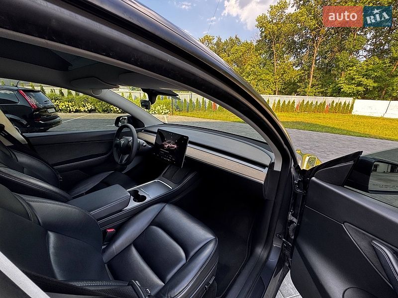 Позашляховик / Кросовер Tesla Model Y 2022 в Києві