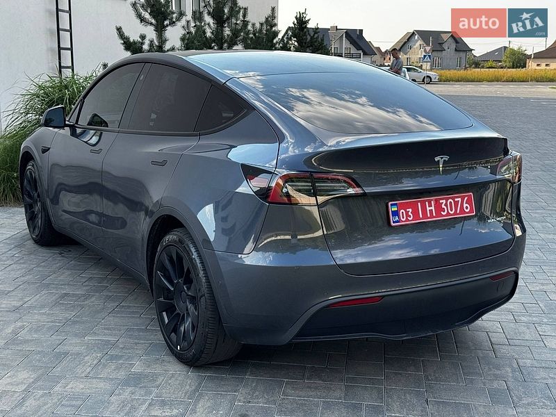 Позашляховик / Кросовер Tesla Model Y 2022 в Києві