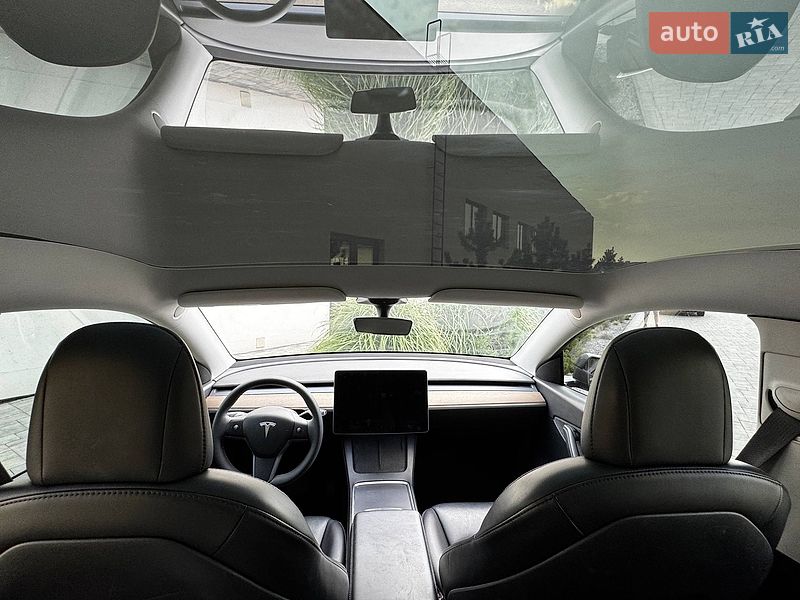Позашляховик / Кросовер Tesla Model Y 2022 в Києві