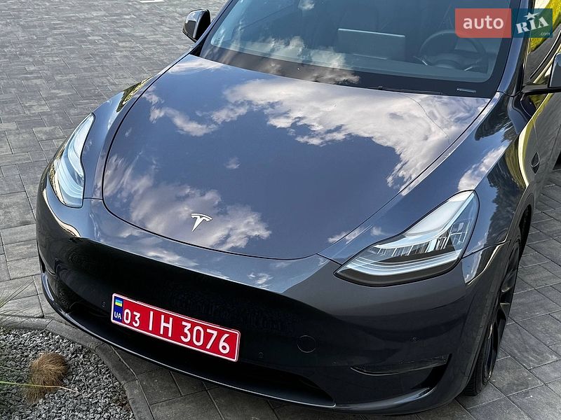 Позашляховик / Кросовер Tesla Model Y 2022 в Києві