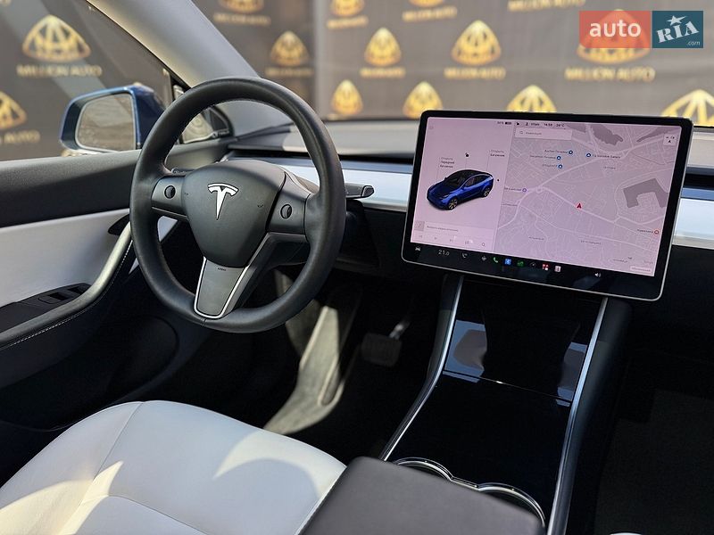 Внедорожник / Кроссовер Tesla Model Y 2021 в Киеве