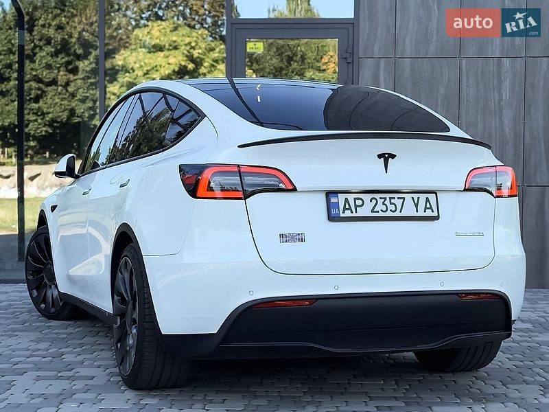 Внедорожник / Кроссовер Tesla Model Y 2021 в Запорожье фото 4 Внедорожник / Кроссовер Tesla Model Y 2021 в Запорожье