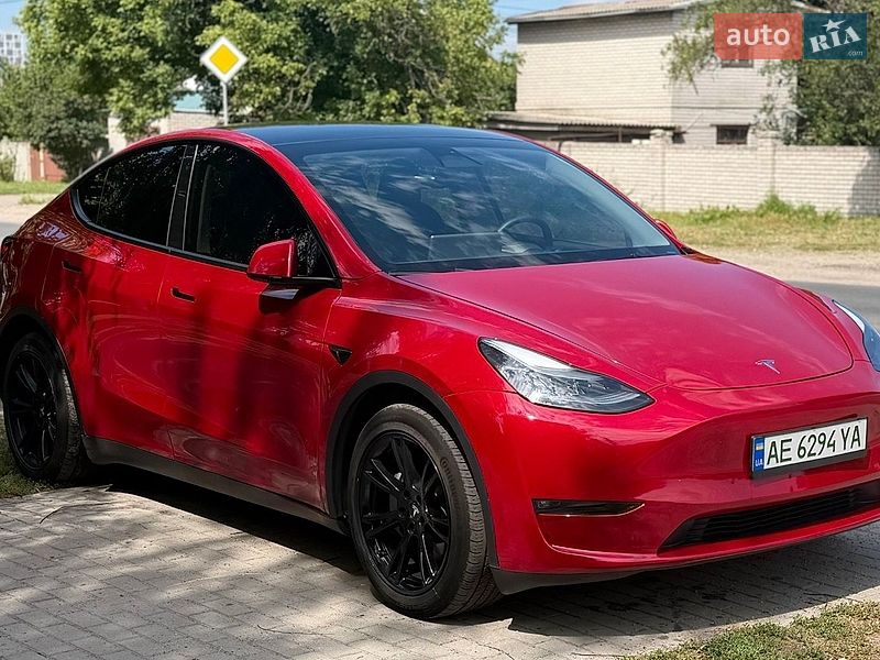 Позашляховик / Кросовер Tesla Model Y 2023 в Дніпрі фото Позашляховик / Кросовер Tesla Model Y 2023 в Дніпрі