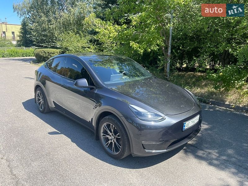 Позашляховик / Кросовер Tesla Model Y 2024 в Кривому Розі фото 2 Позашляховик / Кросовер Tesla Model Y 2024 в Кривому Розі
