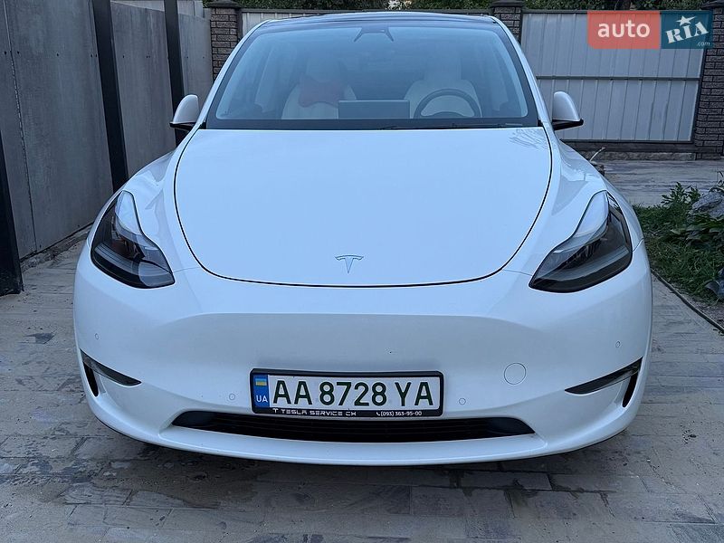 Внедорожник / Кроссовер Tesla Model Y 2022 в Черкассах