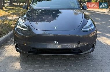Внедорожник / Кроссовер Tesla Model Y 2022 в Ужгороде