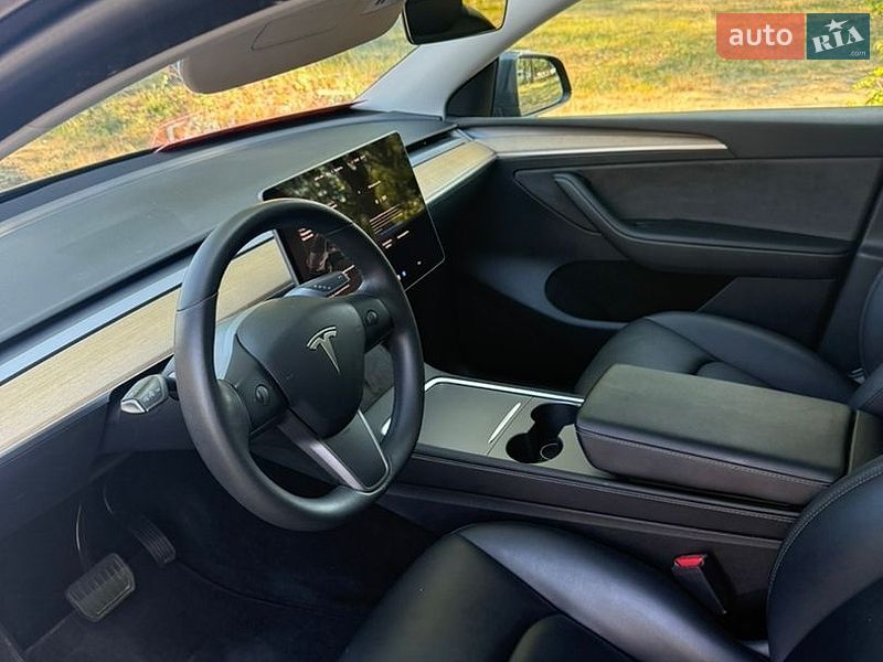 Внедорожник / Кроссовер Tesla Model Y 2022 в Ужгороде