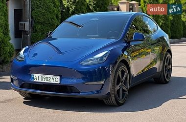 Tesla Model Y  2022
