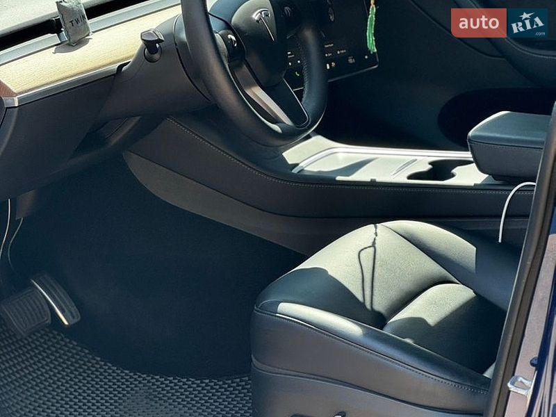 Позашляховик / Кросовер Tesla Model Y 2022 в Києві