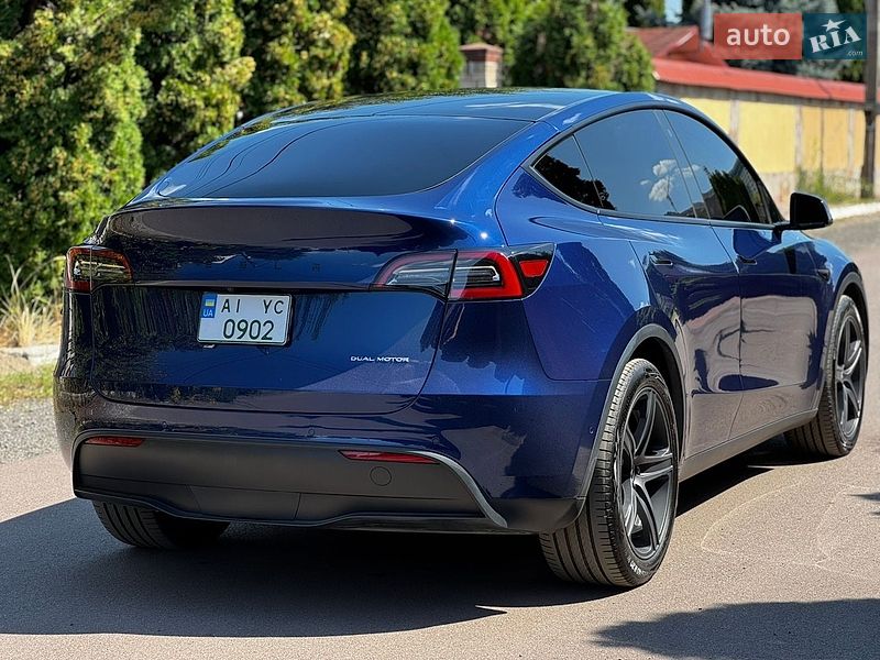 Позашляховик / Кросовер Tesla Model Y 2022 в Києві