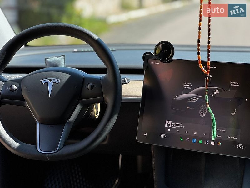 Позашляховик / Кросовер Tesla Model Y 2022 в Києві