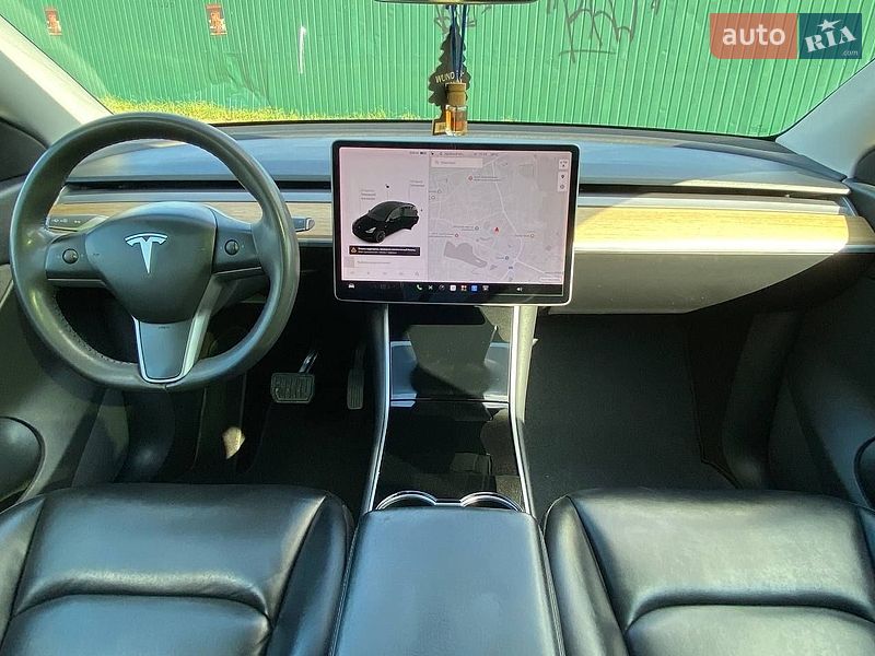 Позашляховик / Кросовер Tesla Model Y 2020 в Івано-Франківську