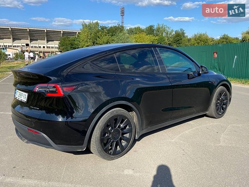 Позашляховик / Кросовер Tesla Model Y 2020 в Івано-Франківську