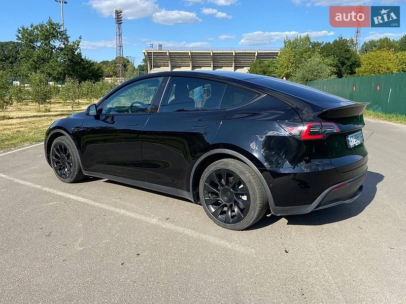 Позашляховик / Кросовер Tesla Model Y 2020 в Івано-Франківську