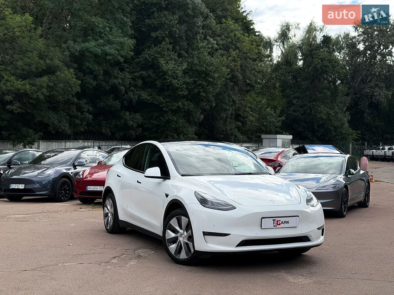 2022 Tesla Model Y - мініатюра 2