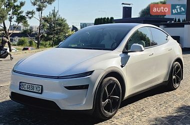 Позашляховик / Кросовер Tesla Model Y 2025 в Львові