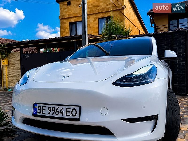 Tesla Model Y 2021 Tesla Model Y 2021