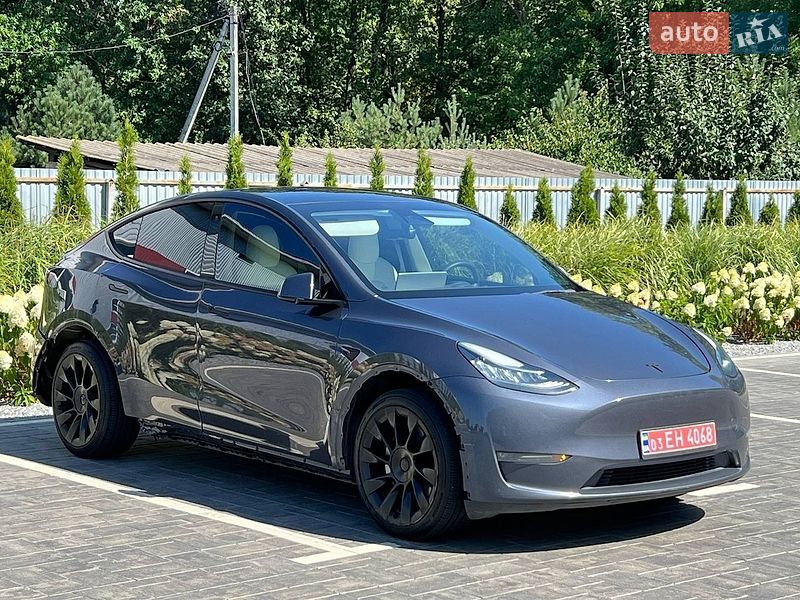 Позашляховик / Кросовер Tesla Model Y 2023 в Луцьку