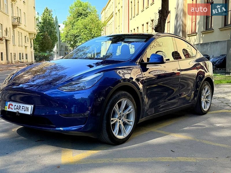 Tesla Model Y 2023 Tesla Model Y 2023