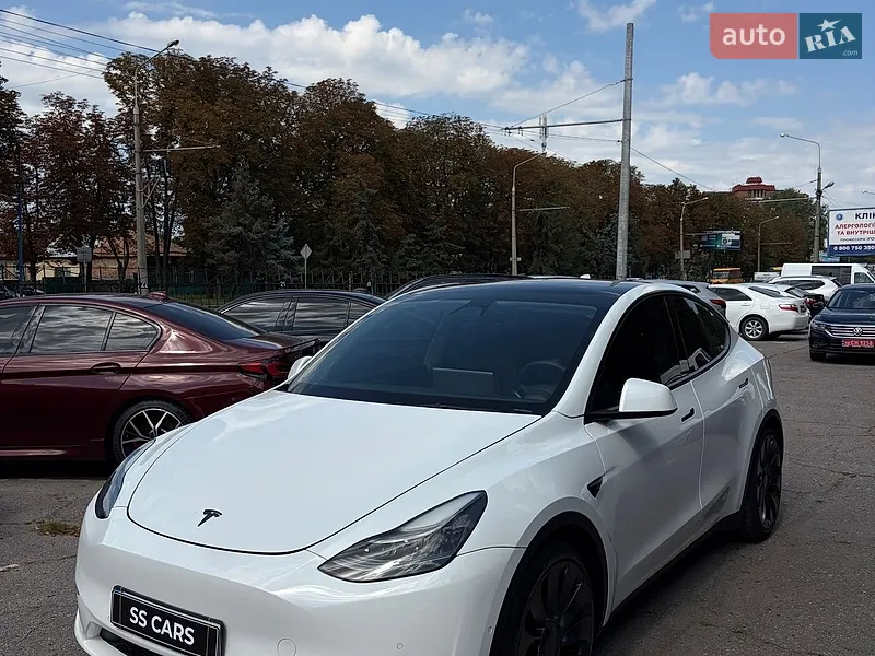 Tesla Model Y