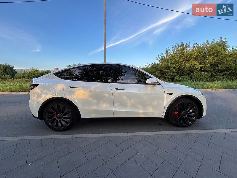 Внедорожник / Кроссовер Tesla Model Y 2022 в Харькове фото 11 Внедорожник / Кроссовер Tesla Model Y 2022 в Харькове