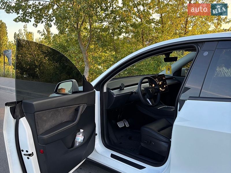 Внедорожник / Кроссовер Tesla Model Y 2022 в Харькове фото 16 Внедорожник / Кроссовер Tesla Model Y 2022 в Харькове