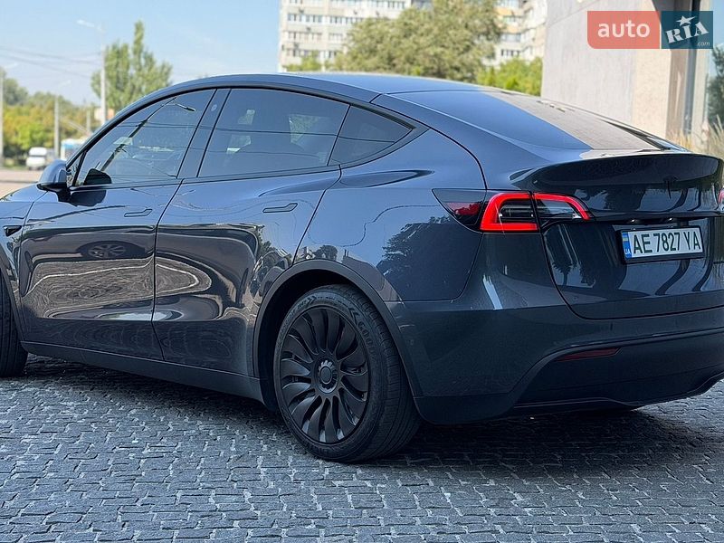 Позашляховик / Кросовер Tesla Model Y 2022 в Дніпрі