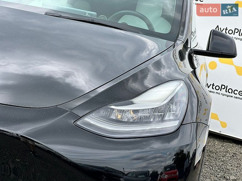Внедорожник / Кроссовер Tesla Model Y 2021 в Луцке