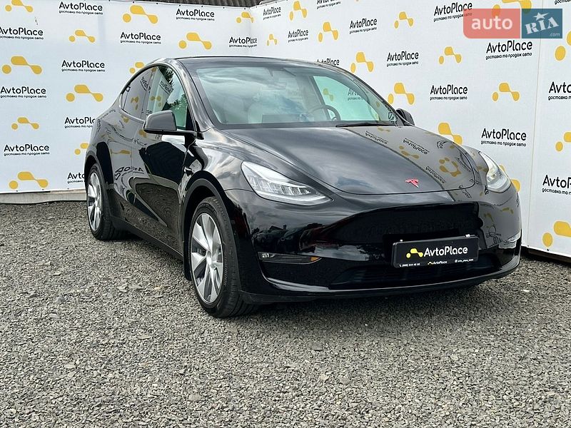 Внедорожник / Кроссовер Tesla Model Y 2021 в Луцке