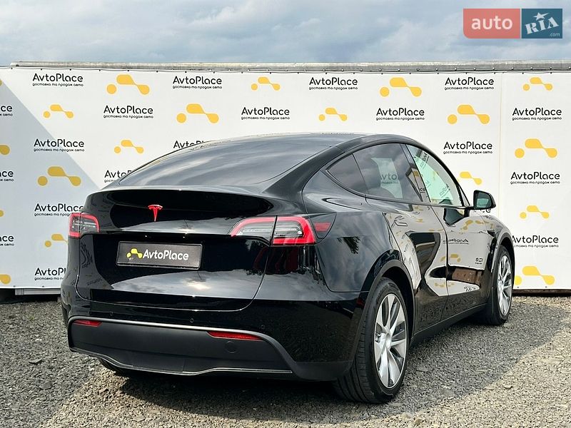 Внедорожник / Кроссовер Tesla Model Y 2021 в Луцке