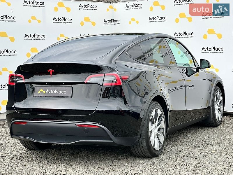 Внедорожник / Кроссовер Tesla Model Y 2021 в Луцке