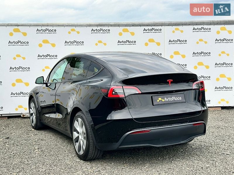 Внедорожник / Кроссовер Tesla Model Y 2021 в Луцке