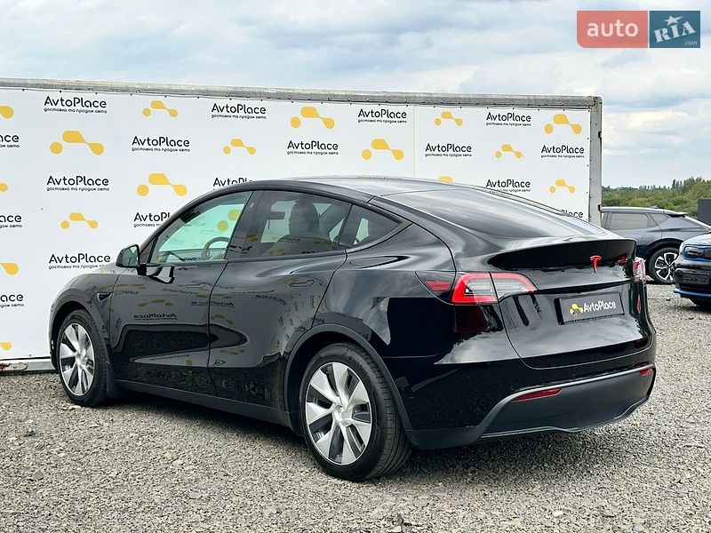 Внедорожник / Кроссовер Tesla Model Y 2021 в Луцке