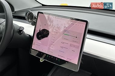 Внедорожник / Кроссовер Tesla Model Y 2021 в Луцке