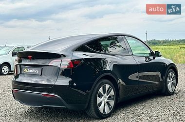 Внедорожник / Кроссовер Tesla Model Y 2021 в Луцке