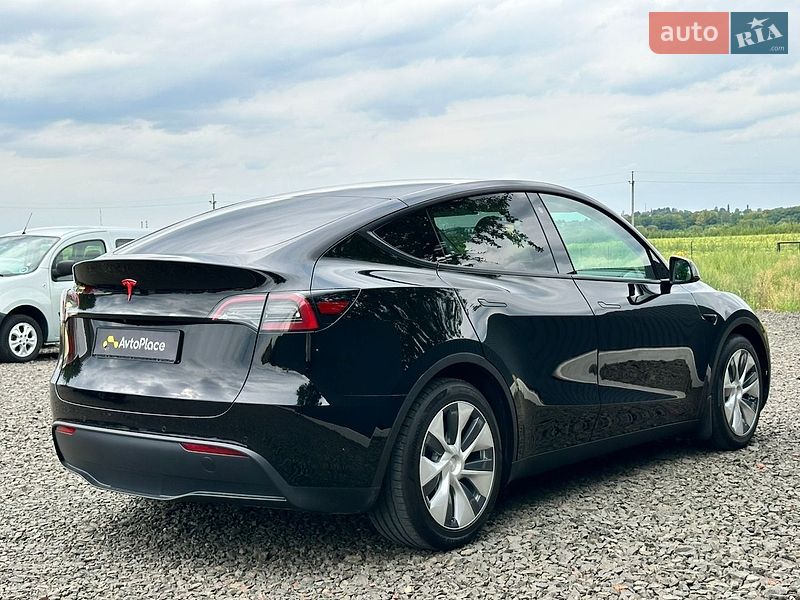 Внедорожник / Кроссовер Tesla Model Y 2021 в Луцке